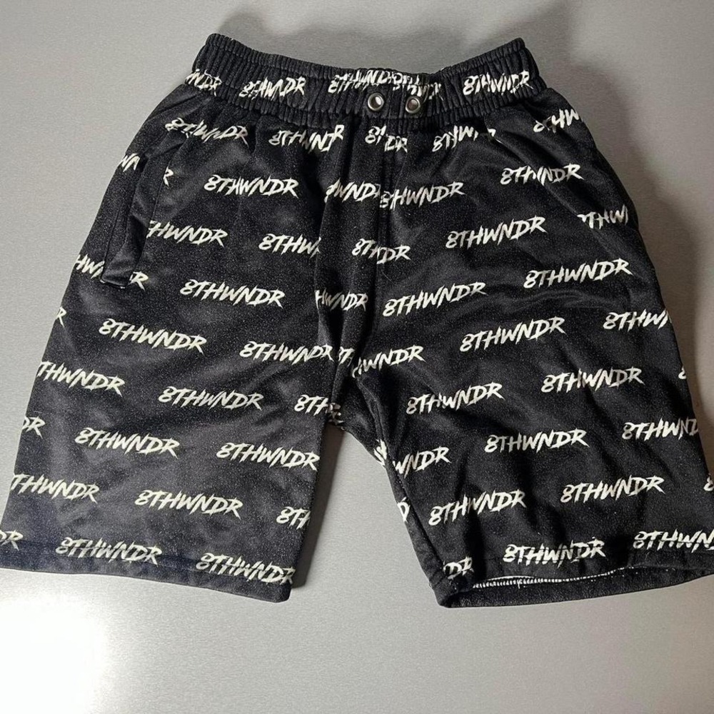 8THWNDR Mens Black‎ All Over Print Logo Mesh Gym Athletic Shorts Streetwear